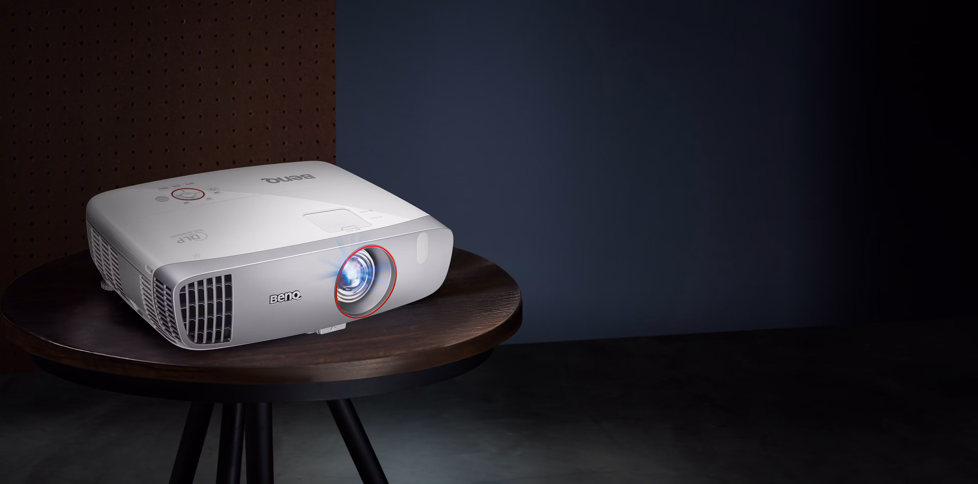 BenQ HT2150ST